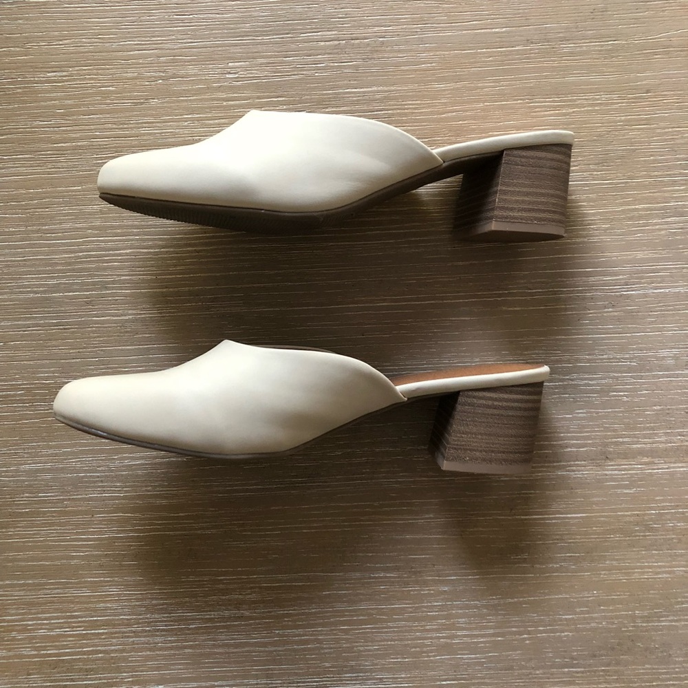 Universal Thread Avianna low block heeled mules